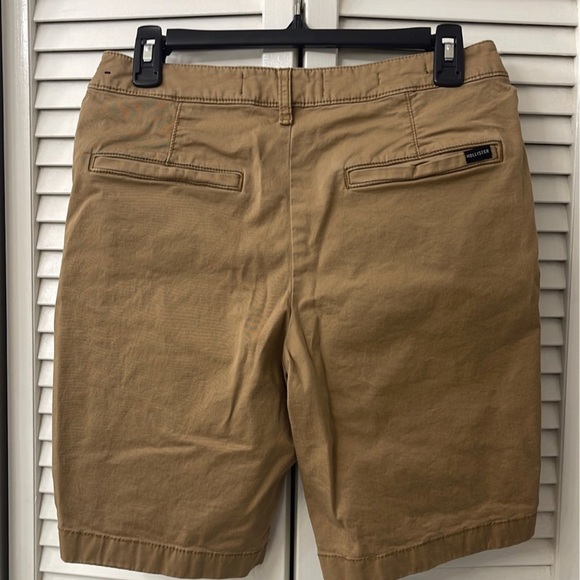 EUC Hollister Shorts (size 28 waist) - Picture 2 of 3
